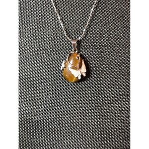 Tigers Eye Butterfly Pendant Necklace Silver Tone Stainless Steel Chain Brown